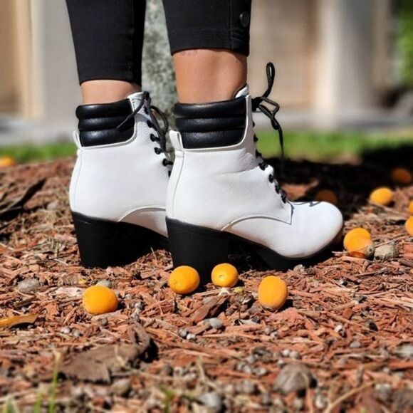 Women's White Chunky Block High Heel Ankle Booties - Picture 9 of 9